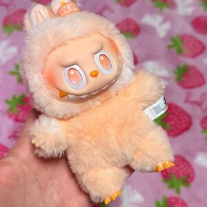 LIKE NEW Labubu big into energy peach & Happiness Plush Keychain PopMart
